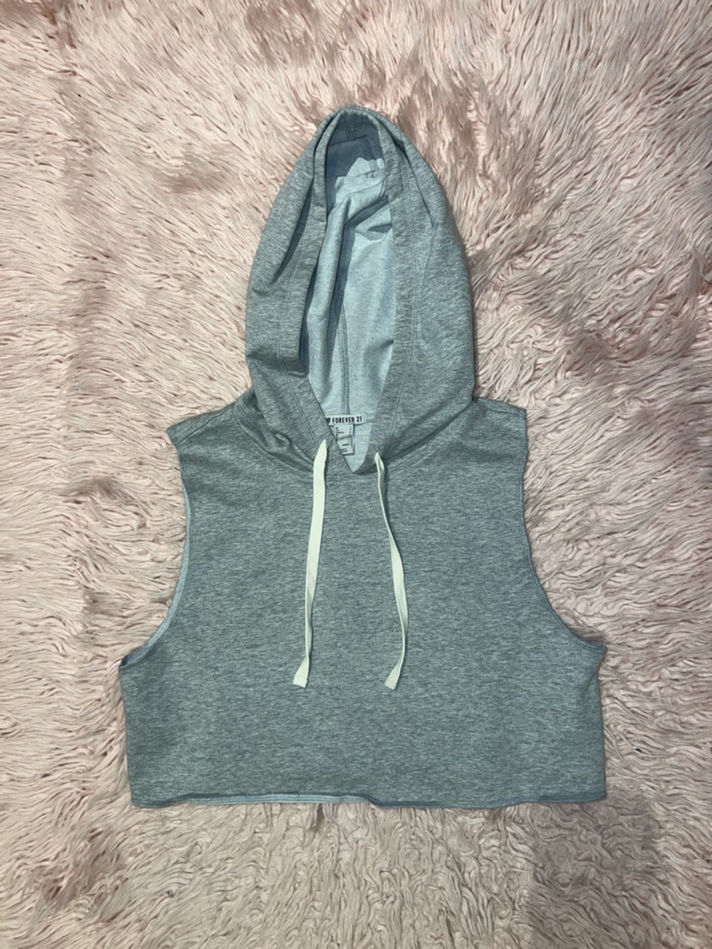 Forever 21 Gray Cropped Sleeveless cropped Hoodie – Size Small